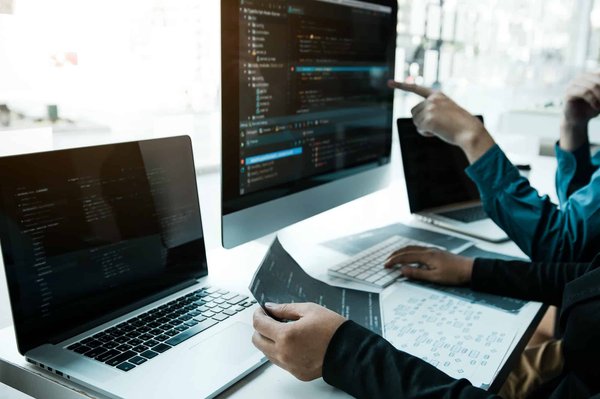 Comment choisir une bonne agence web à Nice ?